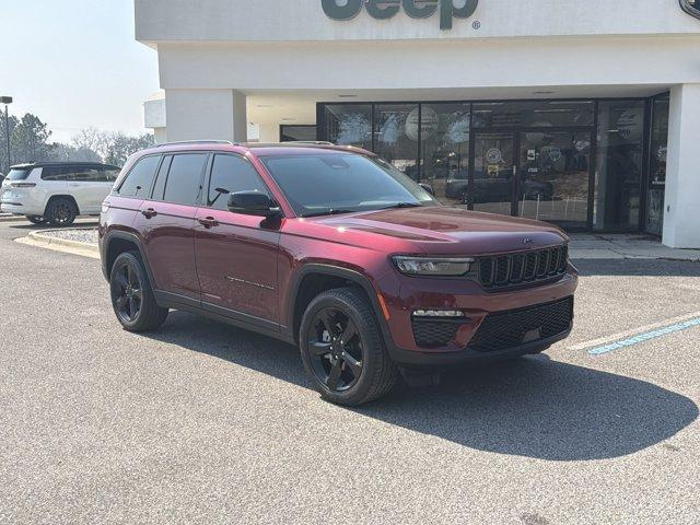 used 2024 Jeep Grand Cherokee car, priced at $35,728