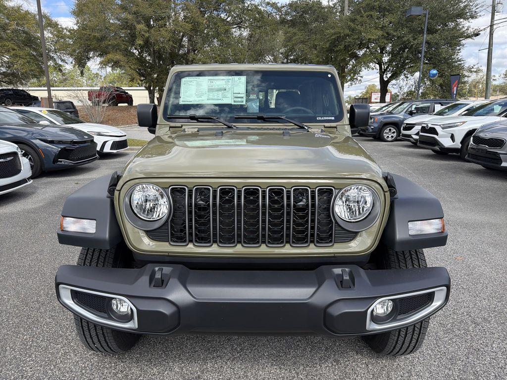 new 2026 Jeep Gladiator car, priced at $42,654