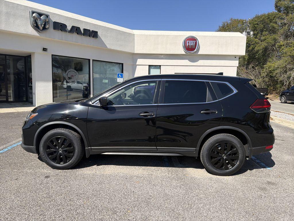 used 2019 Nissan Rogue car, priced at $15,582