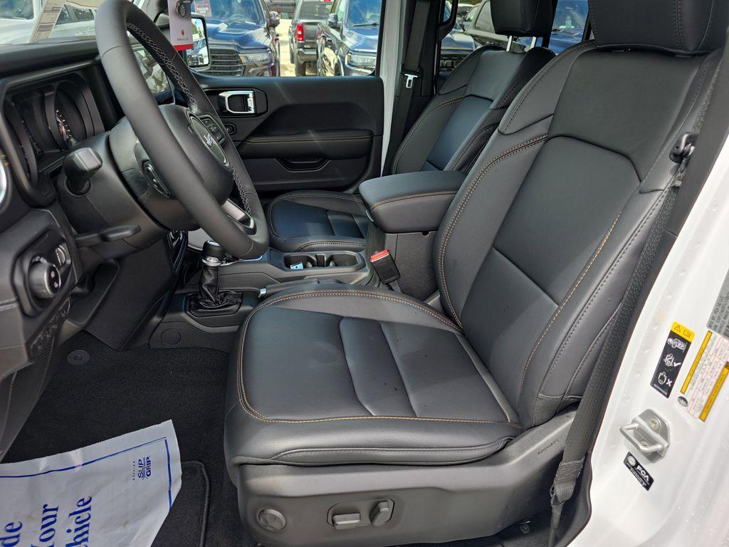 new 2026 Jeep Gladiator car, priced at $48,866