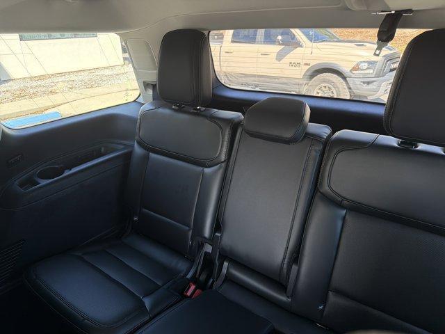 used 2025 Ford Expedition car, priced at $72,940