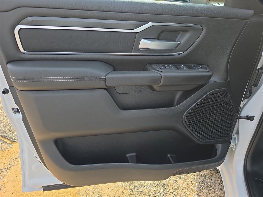 new 2026 Ram 1500 car, priced at $46,662