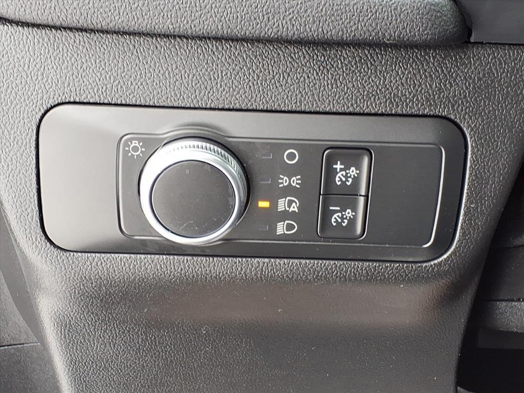 used 2022 Ford Escape car, priced at $18,398