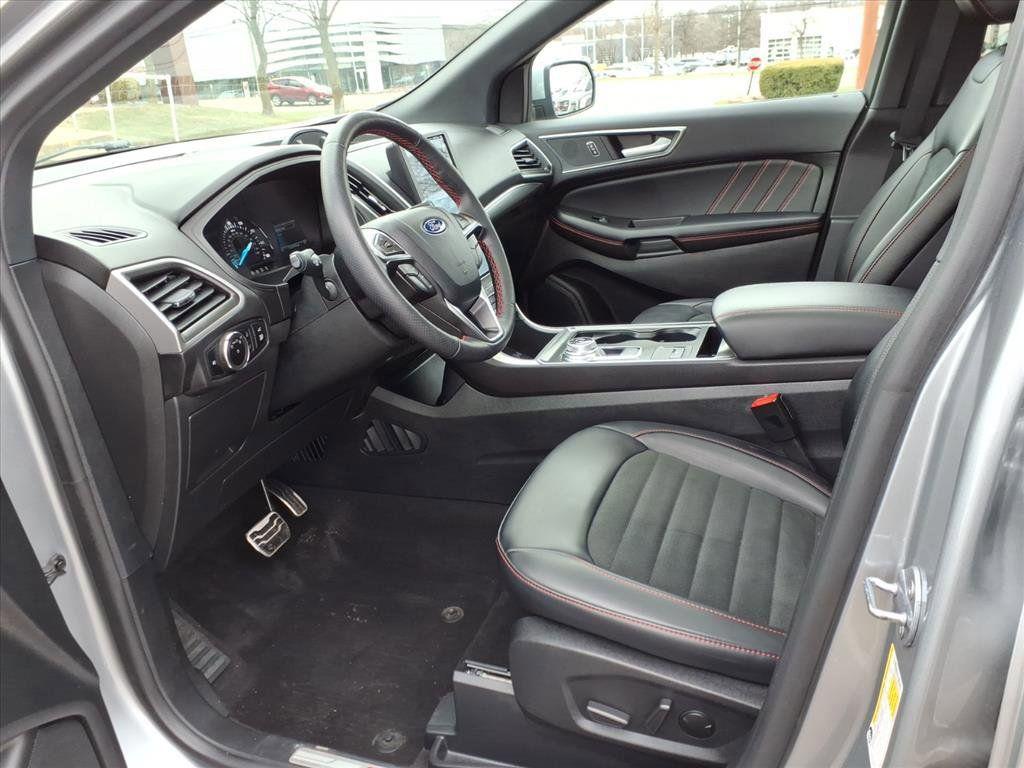 used 2024 Ford Edge car, priced at $30,488