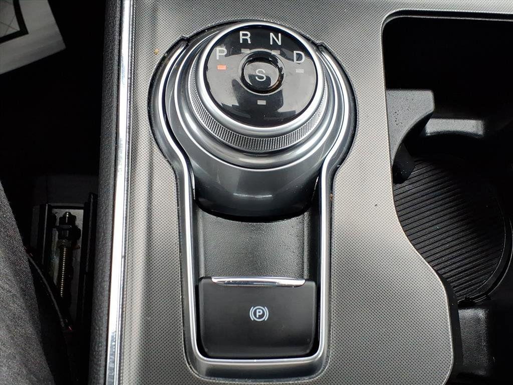 used 2024 Ford Edge car, priced at $30,488