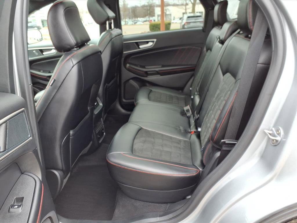 used 2024 Ford Edge car, priced at $30,488