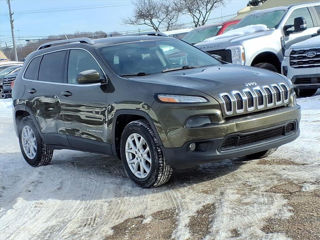 used 2014 Jeep Cherokee car, priced at $6,898