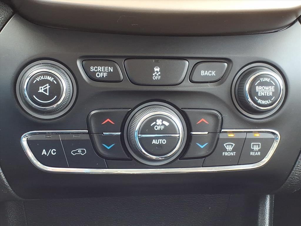 used 2014 Jeep Cherokee car, priced at $6,898