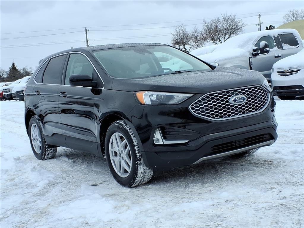 used 2024 Ford Edge car, priced at $24,998