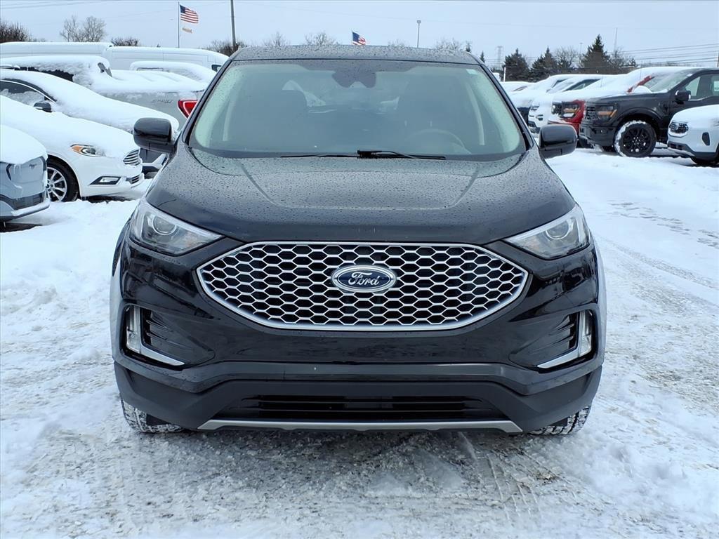 used 2024 Ford Edge car, priced at $24,998