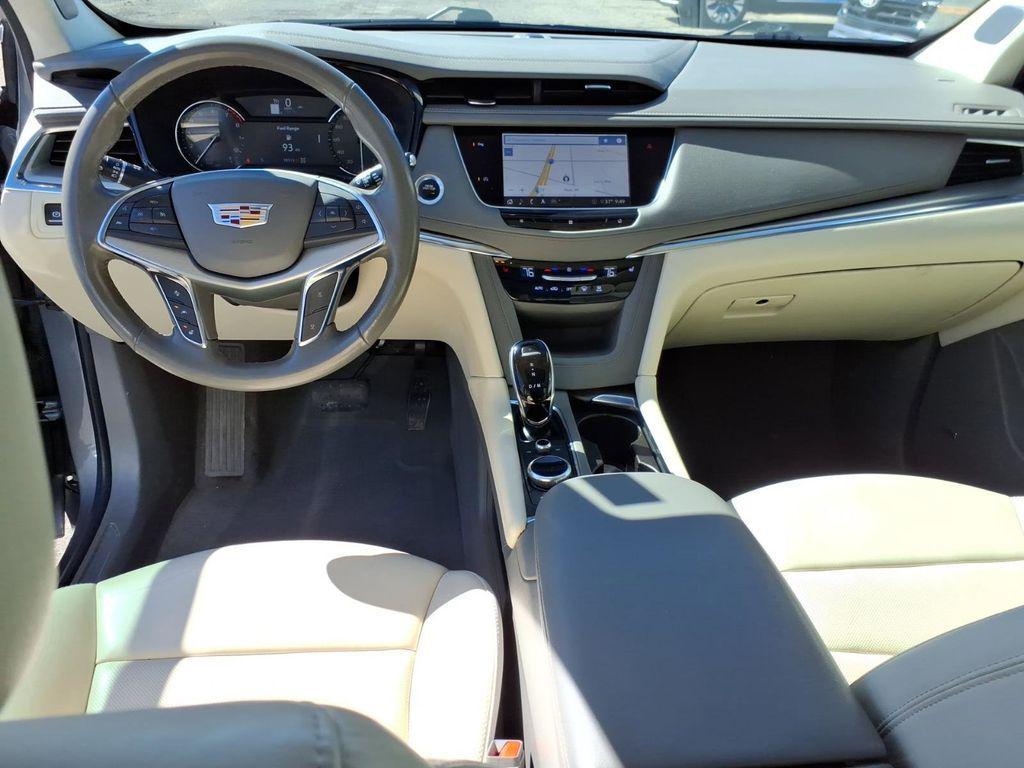 used 2020 Cadillac XT5 car, priced at $17,498
