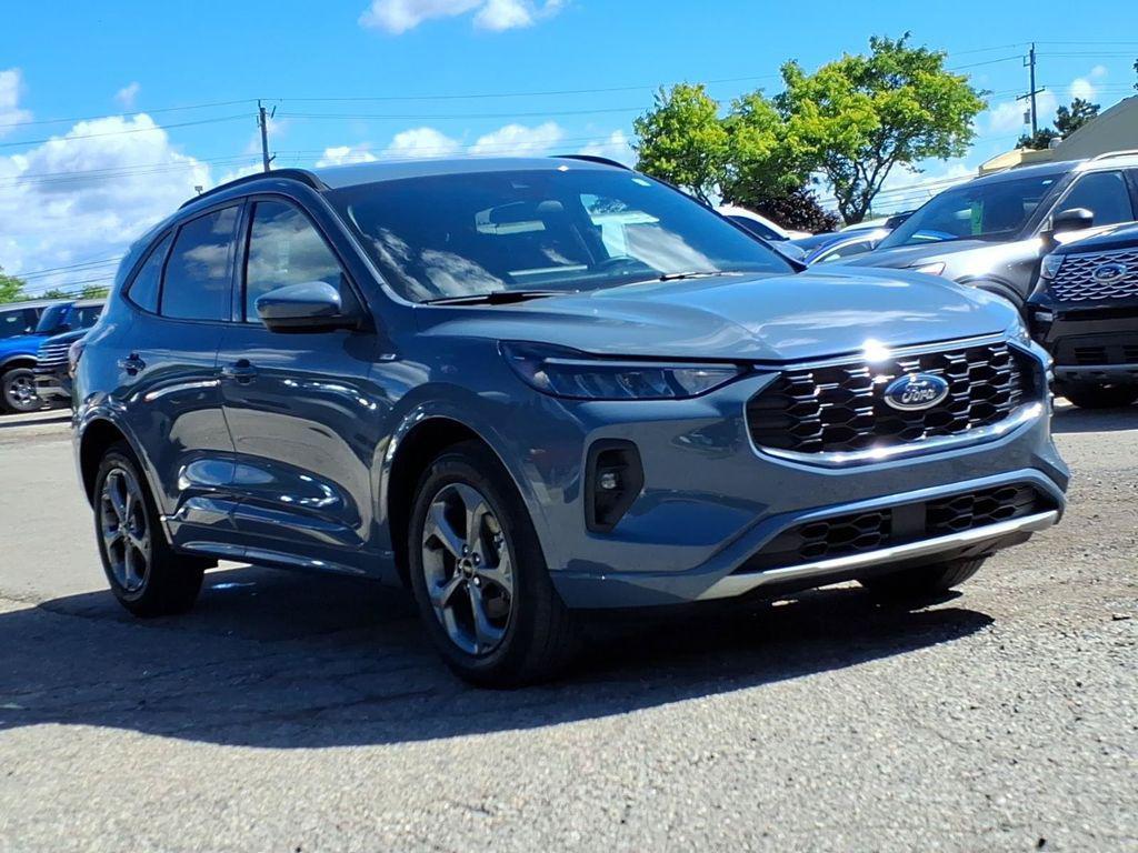 used 2023 Ford Escape car, priced at $26,602