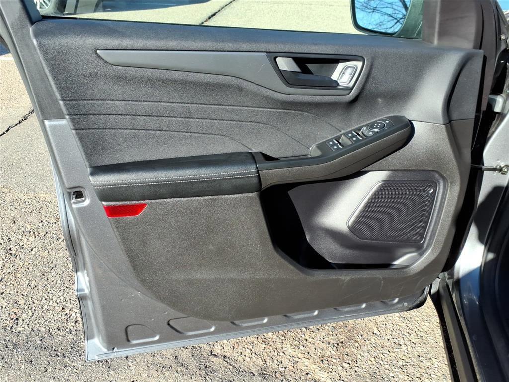 used 2024 Ford Escape car, priced at $22,999