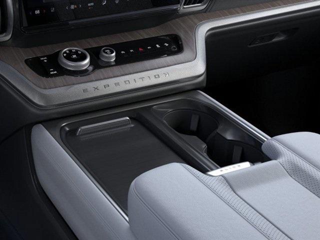 new 2025 Ford Expedition Max car, priced at $87,632