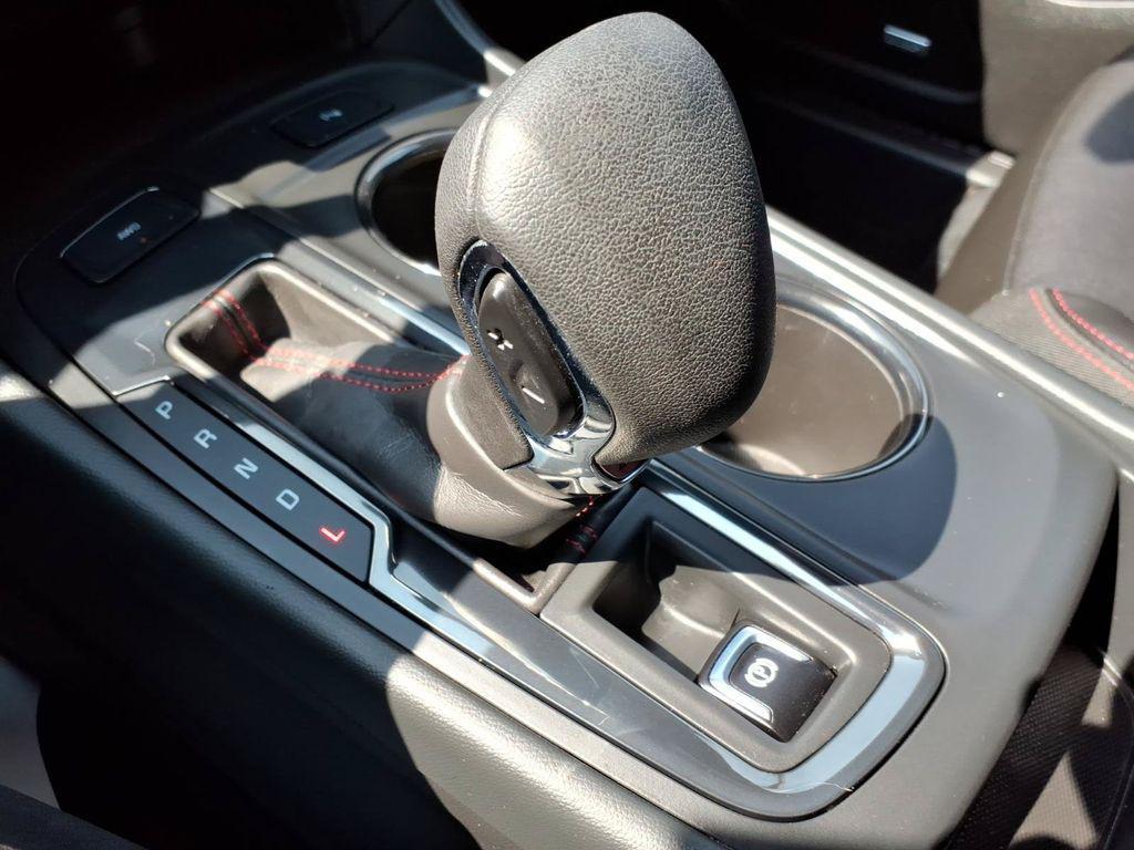 used 2022 Chevrolet Equinox car, priced at $23,812
