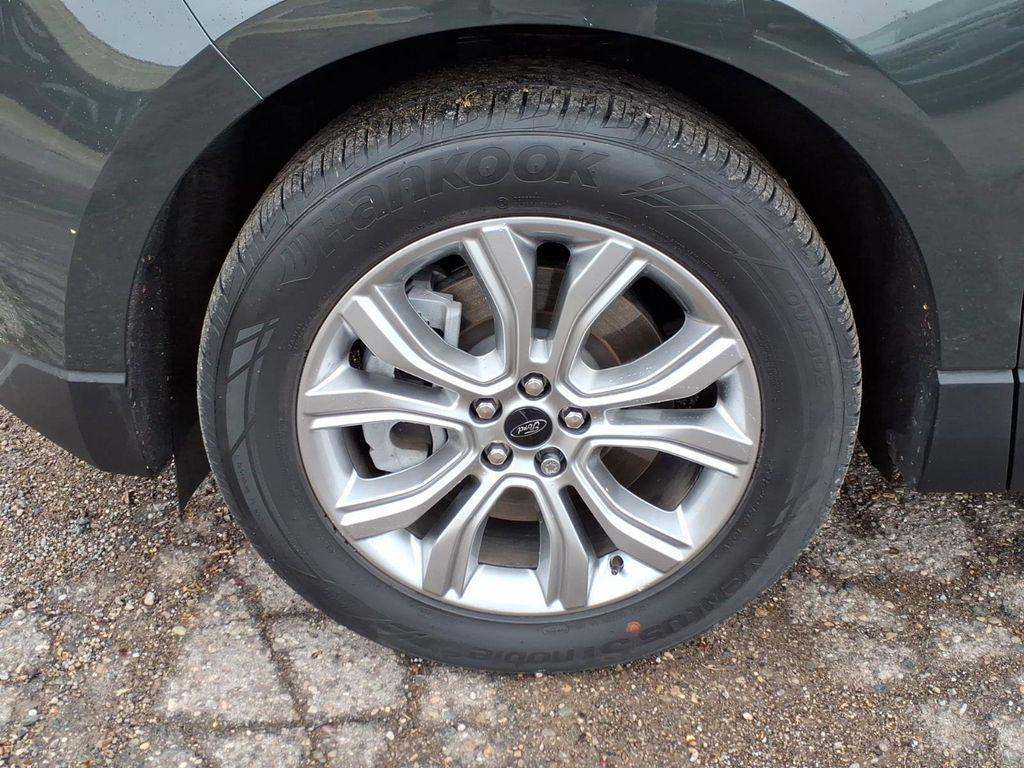 used 2024 Ford Edge car, priced at $31,398