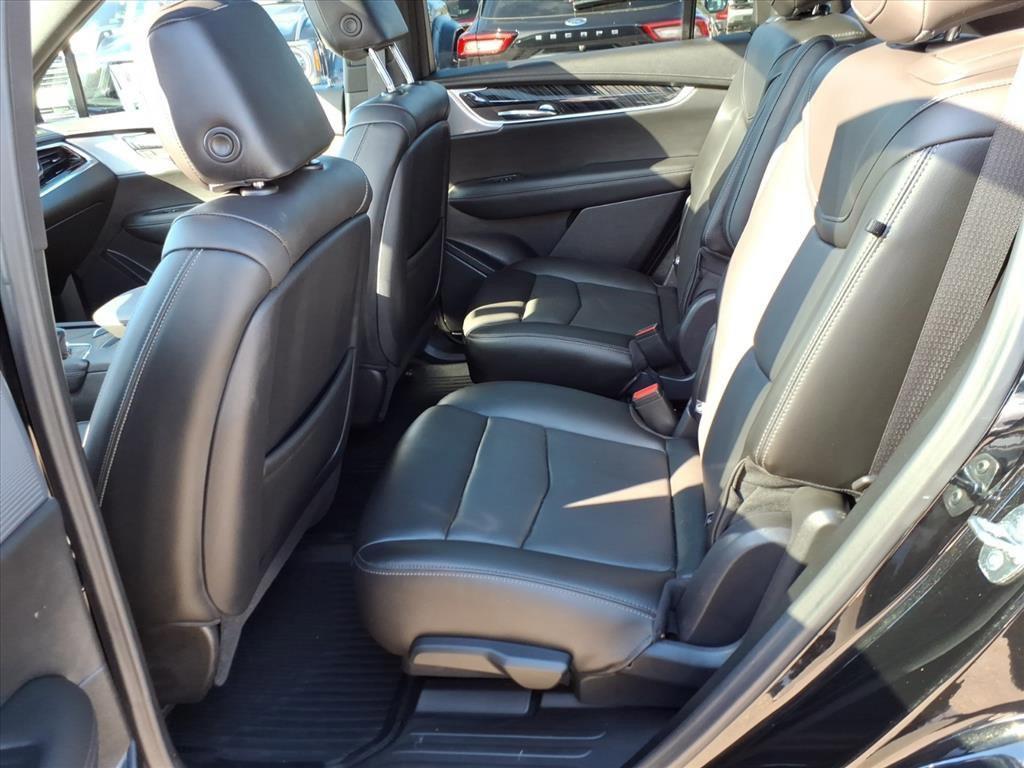 used 2024 Cadillac XT6 car, priced at $39,998