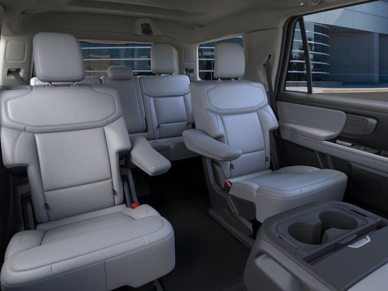 new 2026 Ford Expedition car, priced at $76,988