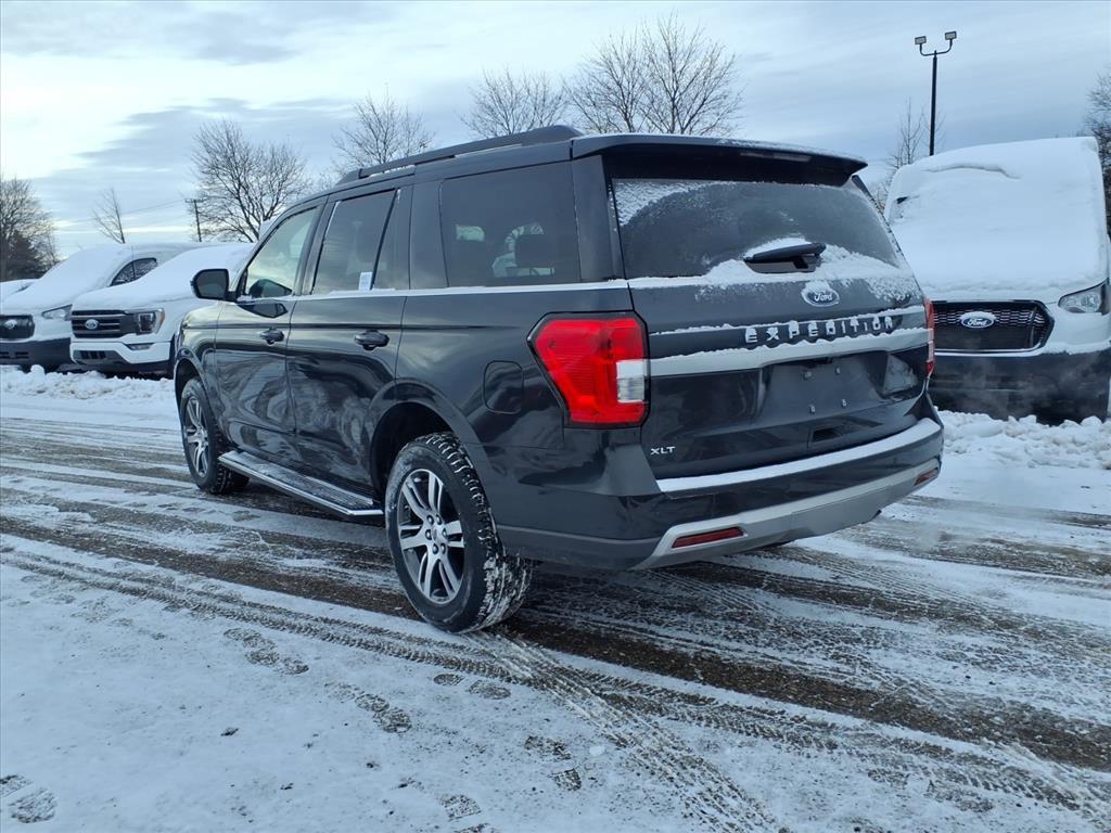used 2022 Ford Expedition car, priced at $41,998