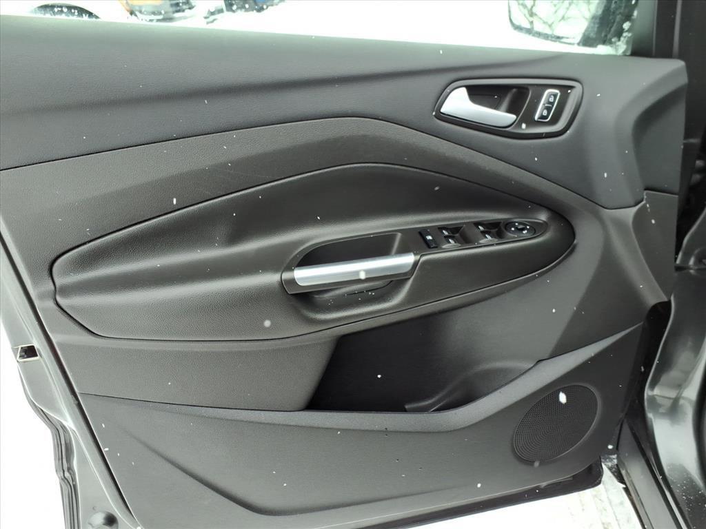 used 2016 Ford Escape car, priced at $7,998