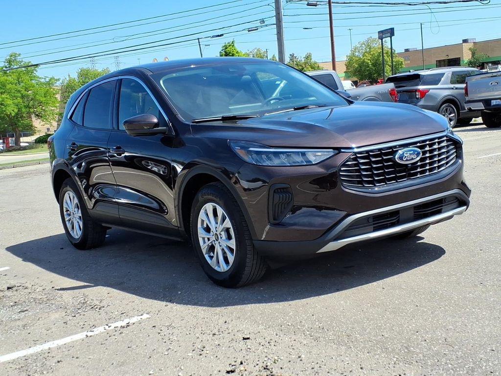 used 2023 Ford Escape car, priced at $22,998