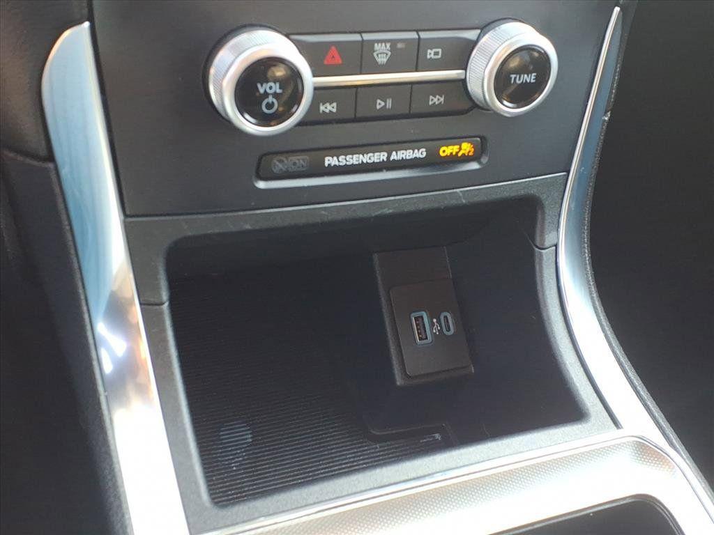 used 2023 Ford Edge car, priced at $27,888