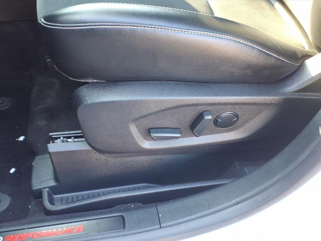 used 2023 Ford Edge car, priced at $27,888