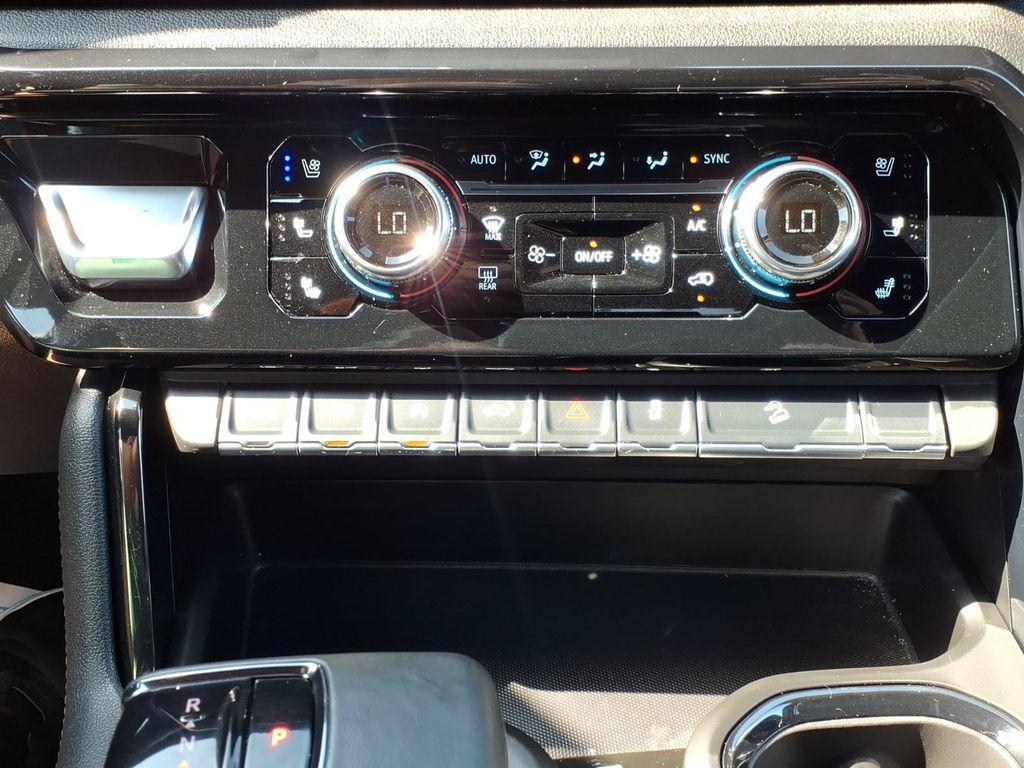 used 2025 GMC Sierra 1500 car, priced at $57,802