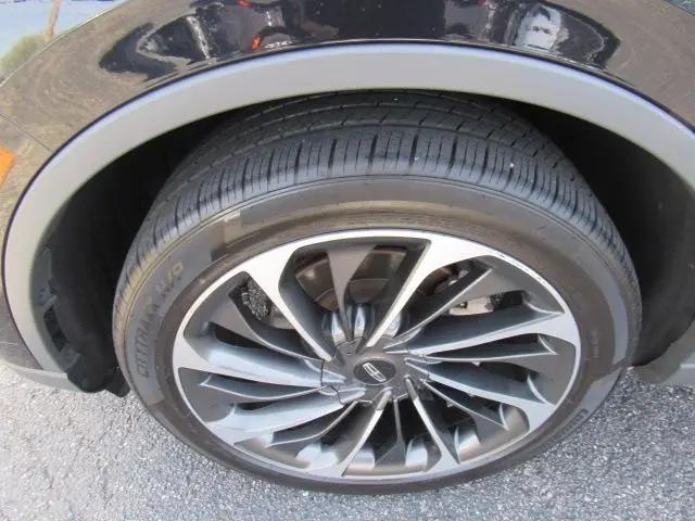 used 2020 Lincoln Aviator car, priced at $28,900