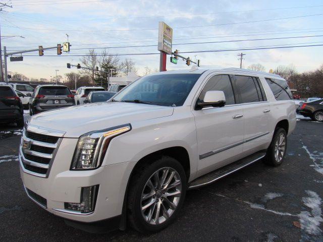 used 2019 Cadillac Escalade ESV car, priced at $28,900
