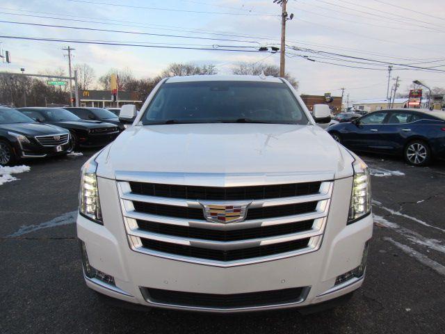 used 2019 Cadillac Escalade ESV car, priced at $28,900