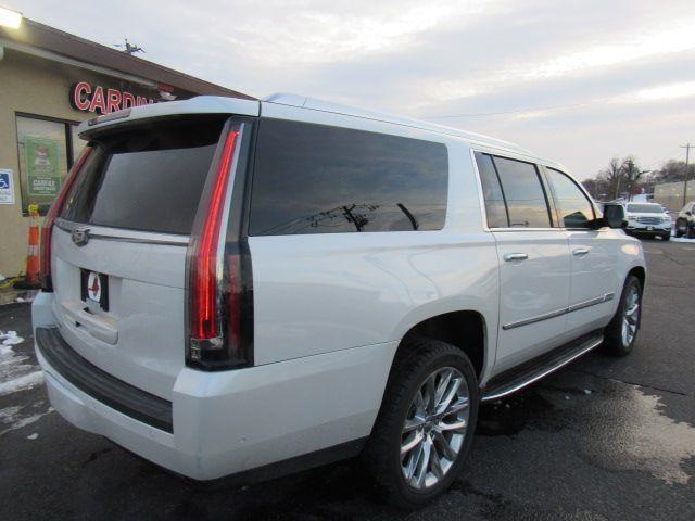 used 2019 Cadillac Escalade ESV car, priced at $28,900