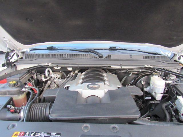 used 2019 Cadillac Escalade ESV car, priced at $28,900