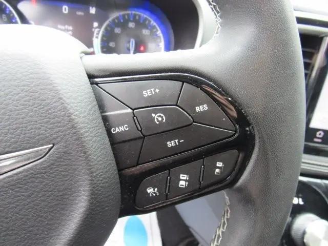 used 2023 Chrysler Pacifica car, priced at $18,900