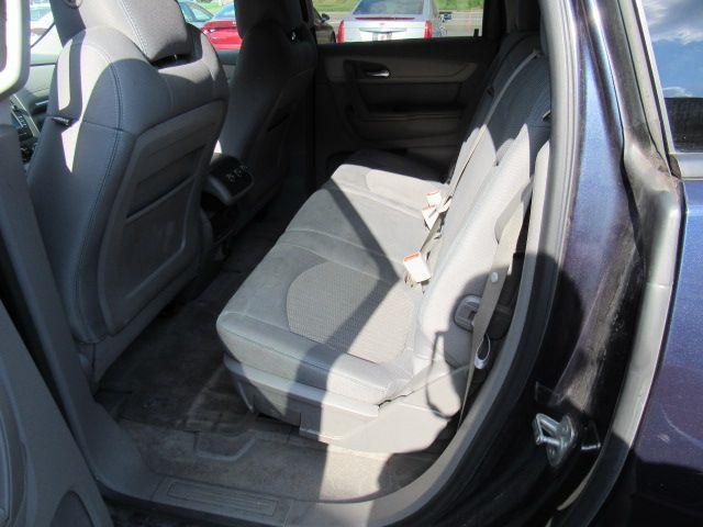 used 2017 Chevrolet Traverse car, priced at $7,500