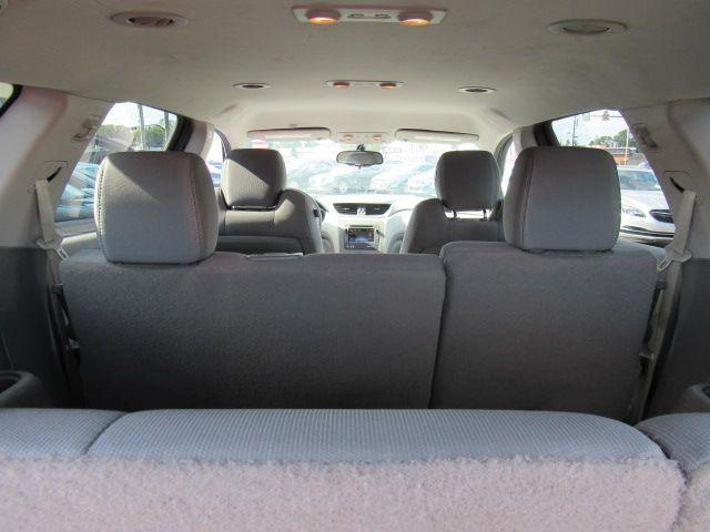 used 2017 Chevrolet Traverse car, priced at $7,500