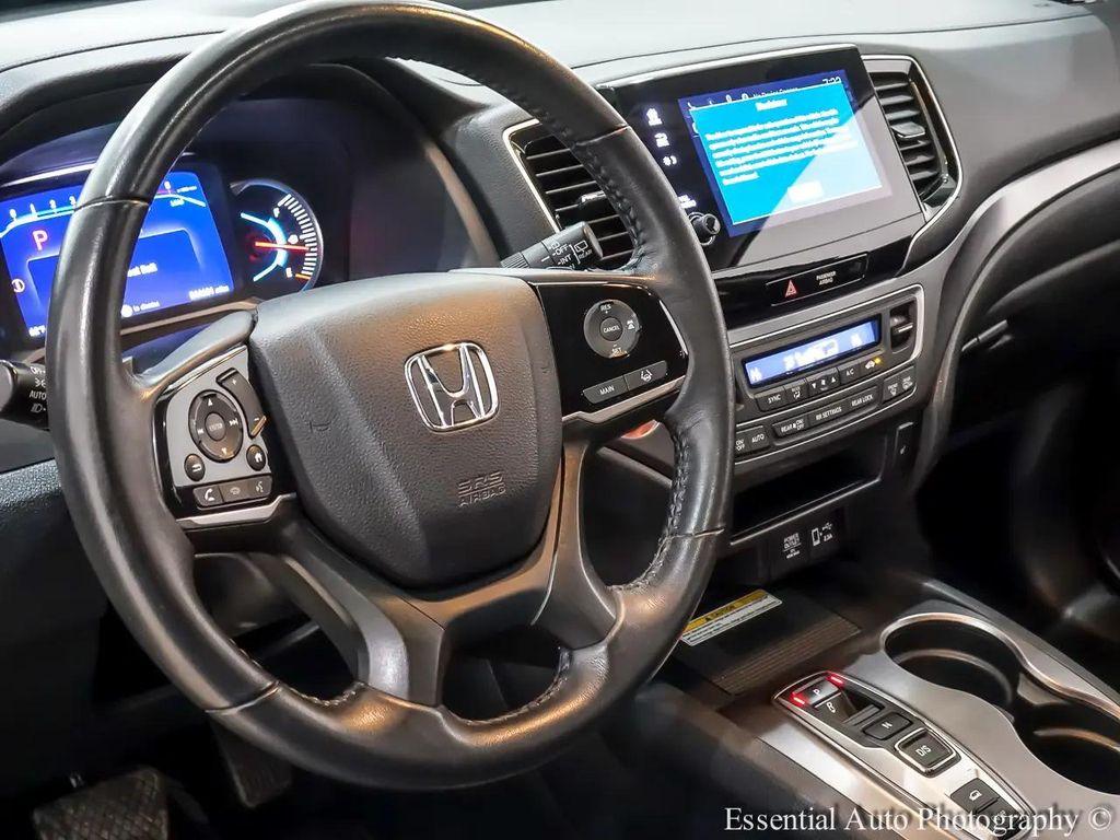 used 2022 Honda Pilot car, priced at $30,995