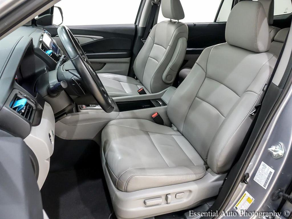 used 2022 Honda Pilot car, priced at $30,995