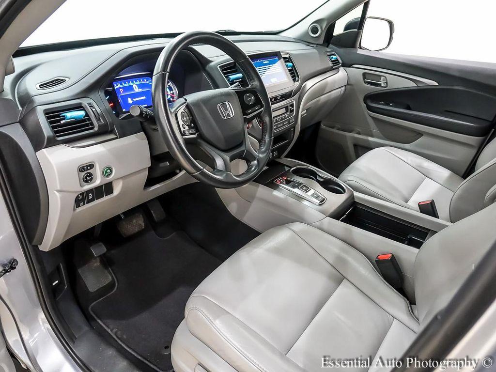 used 2022 Honda Pilot car, priced at $30,995