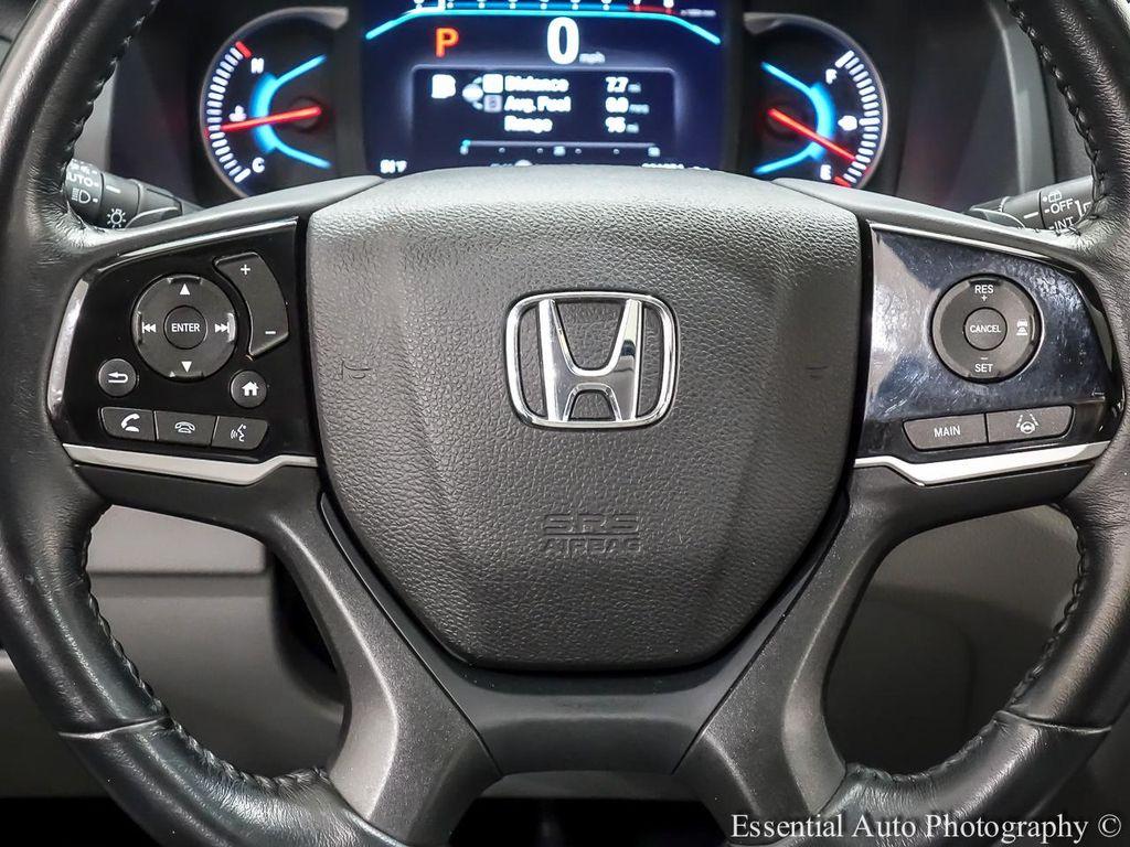used 2022 Honda Pilot car, priced at $30,995