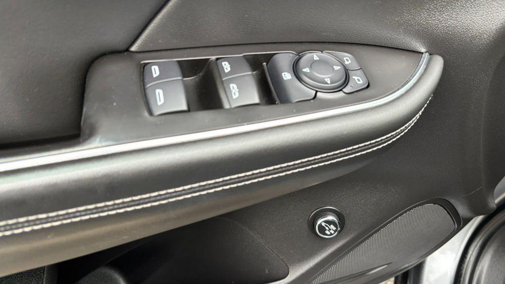 used 2021 Buick Envision car, priced at $16,300