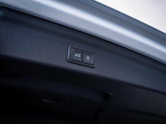 used 2025 Audi Q3 car