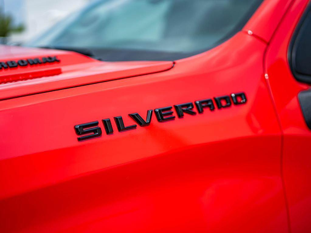 used 2025 Chevrolet Silverado 1500 car, priced at $40,593