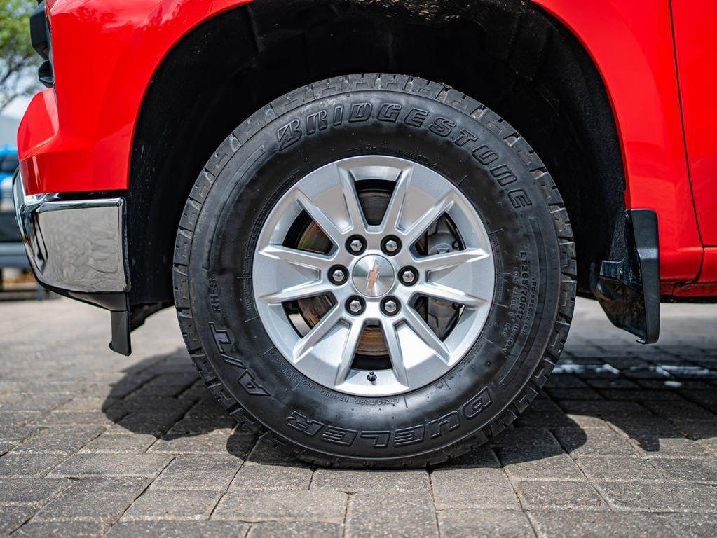 used 2025 Chevrolet Silverado 1500 car, priced at $40,593