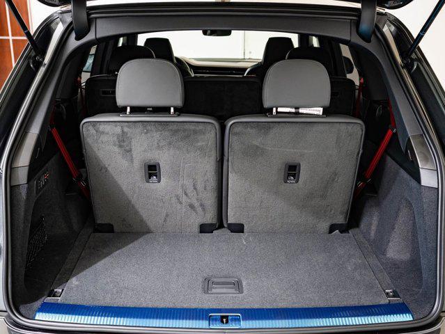 new 2026 Audi Q7 car, priced at $78,998