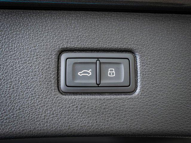 new 2026 Audi Q7 car, priced at $68,998