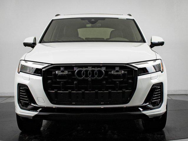 new 2026 Audi Q7 car, priced at $70,998