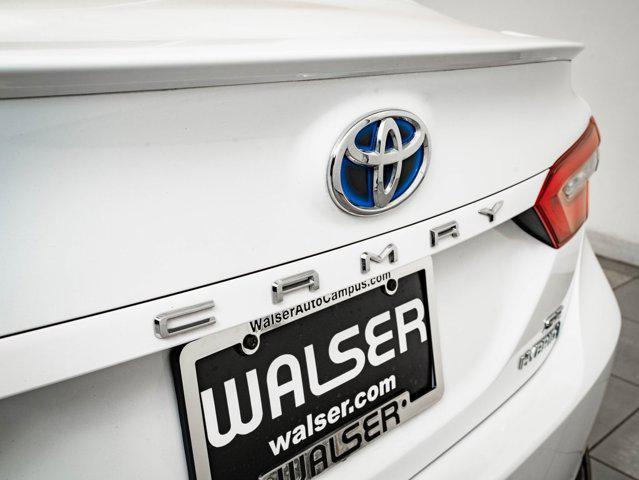 used 2018 Toyota Camry Hybrid car, priced at $18,998