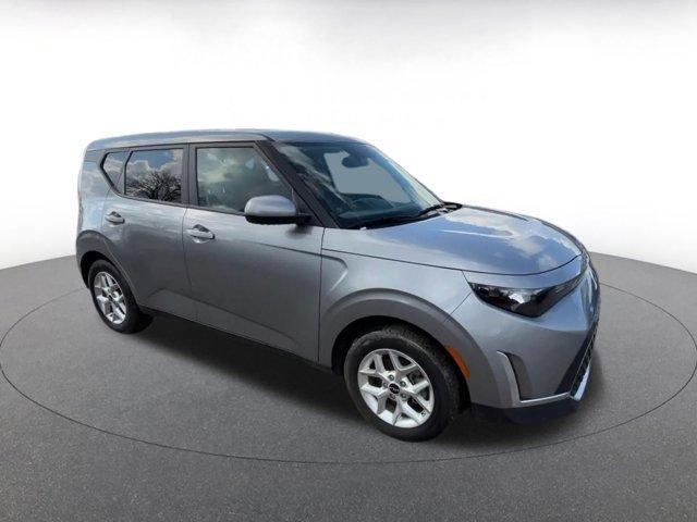 used 2025 Kia Soul car, priced at $18,298