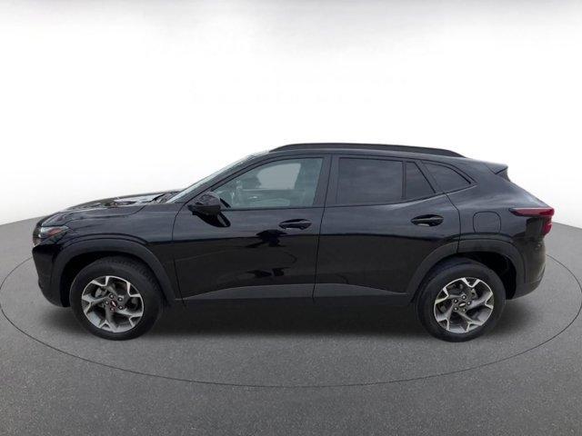 used 2025 Chevrolet Trax car, priced at $20,769
